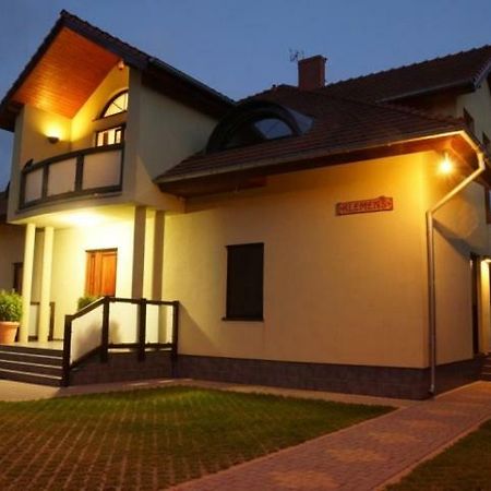 Dom Gościnny Klemens Dębki Zewnętrze zdjęcie